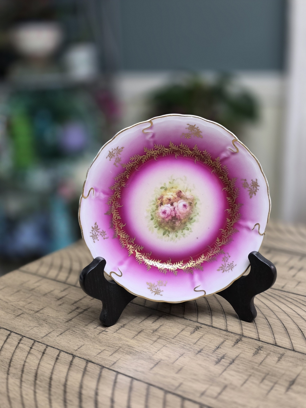 iris Pink and Gold Floral Decorative Plate